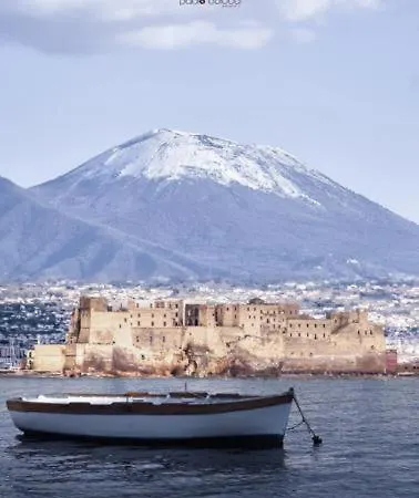 Ruffo Nel Cuore Di Неаполь