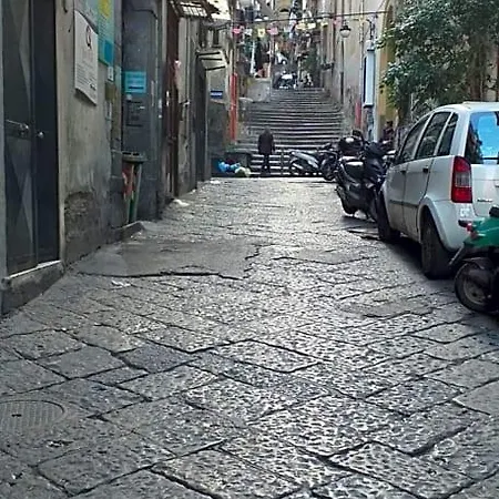 Ruffo Nel Cuore Di 4* Nápoly