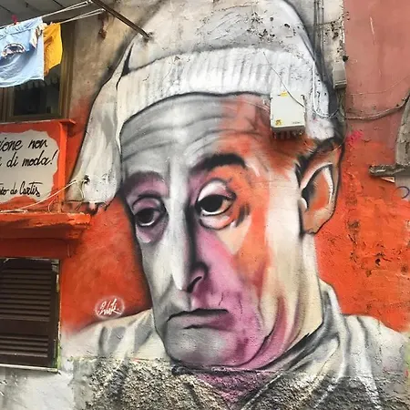 Ruffo Nel Cuore Di Frühstückspension Neapel